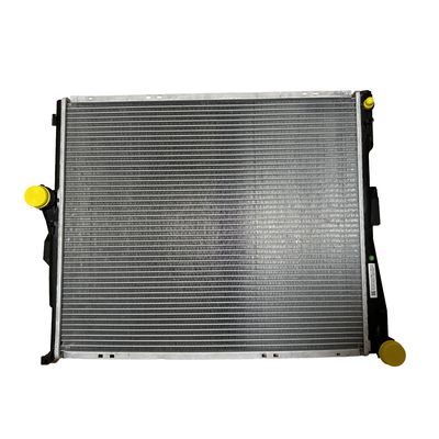 Giá tốt. BMW X3 E83 03-10 Phân tích ô tô Hệ thống làm mát ô tô Máy lạnh nhôm với bể nước nhựa trực tuyến