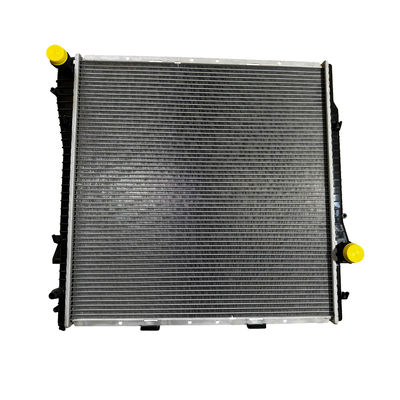 Giá tốt. 1780 Máy tản nhiệt nhôm Thùng nước nhựa cho BMW X5 E53 3.0/4.4 17107544668 Vật liệu trực tuyến